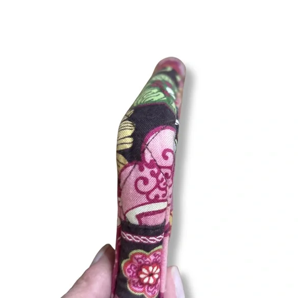 🌸 Vera Bradley Small Quilted Wristlet – Mod Pink Floral Retired Pattern - Picture 6 of 6